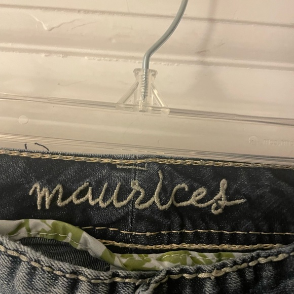 Maurice’s straight leg jeans 9/10 - Picture 2 of 6